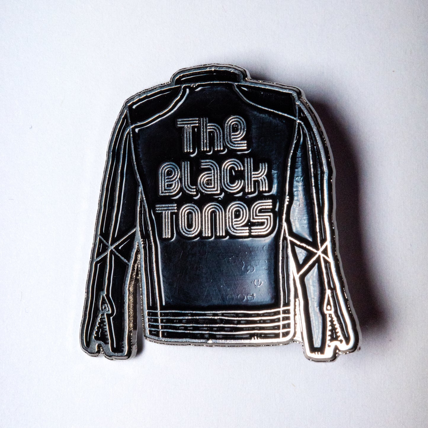 ENAMEL PIN - LEATHER JACKET/LOGO